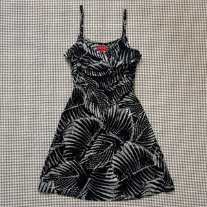 4/$16 | Elle | Flowy Palm Leaf Print Dress